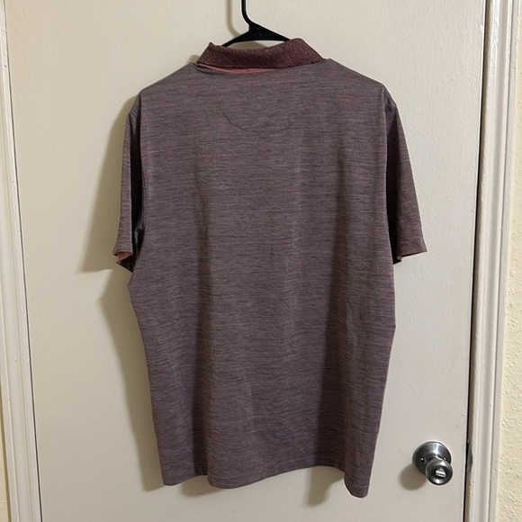 EUC Untuckit Short Sleeve Polo - Picture 3 of 3